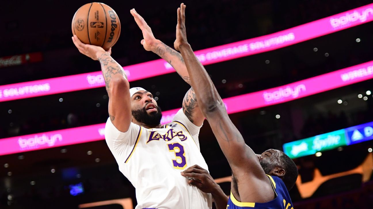 You are currently viewing Lakers’ Anthony Davis compelled out vs. Warriors with eye damage