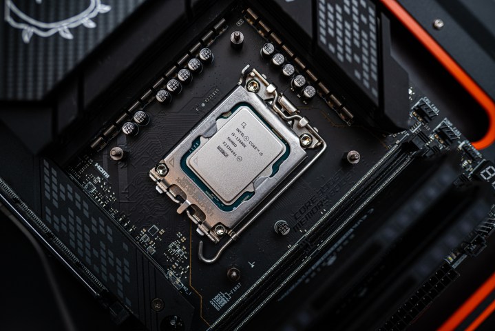 Read more about the article The only Intel CPU you should buy is over a year old