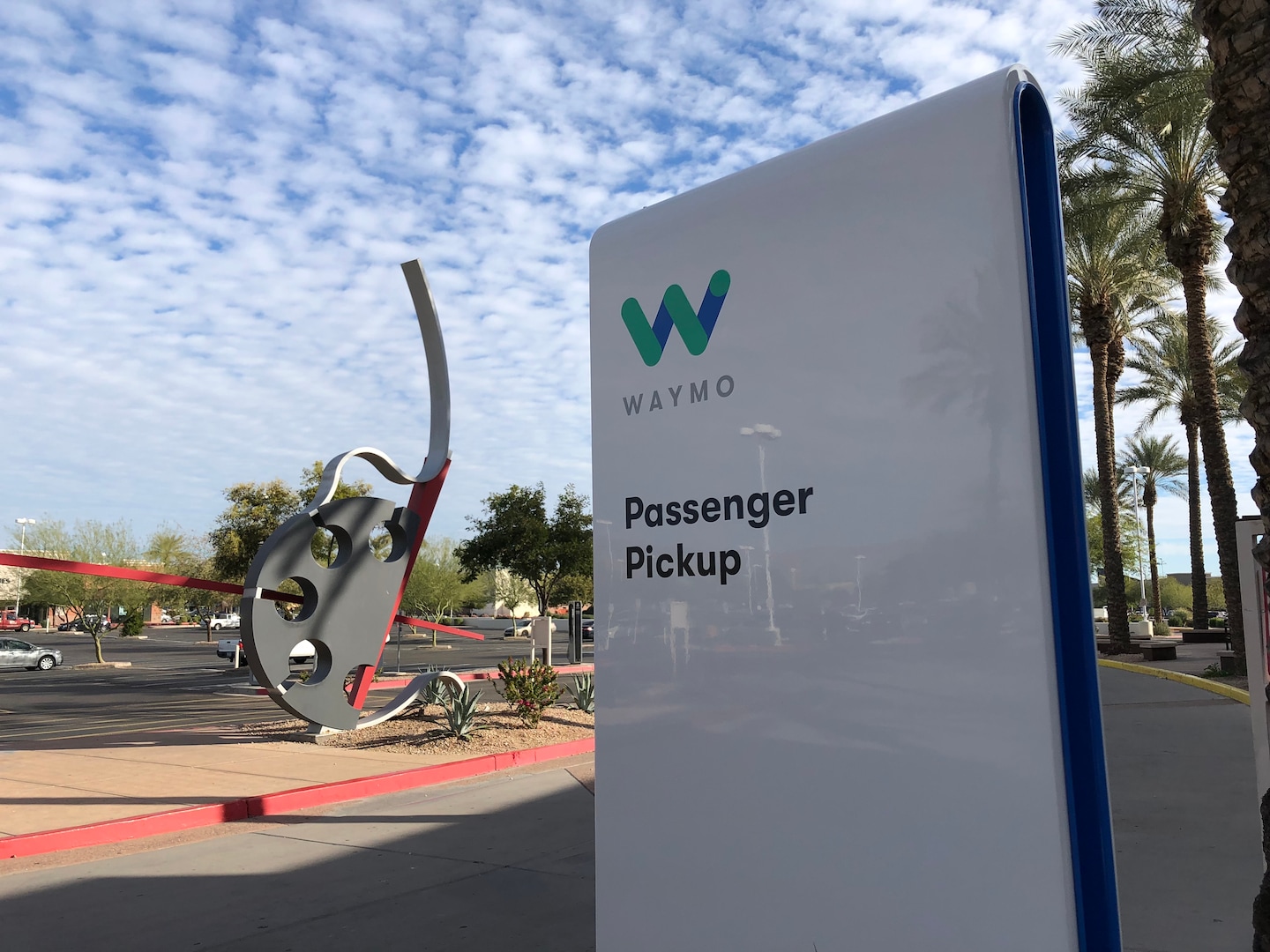 You are currently viewing Waymo issues software fix after robotaxi hit telephone pole – The Washington Post